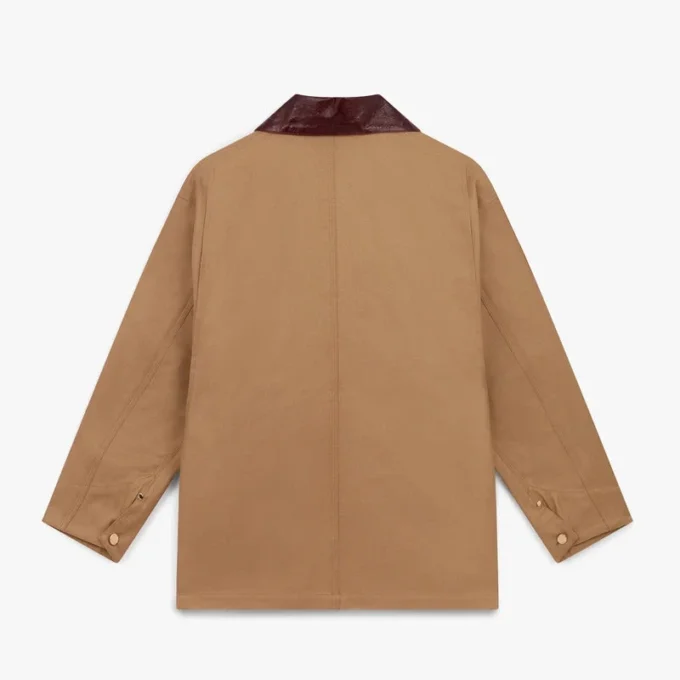 Beigefarbene Arbeitsjacke Beigefarbene Arbeitsjacke