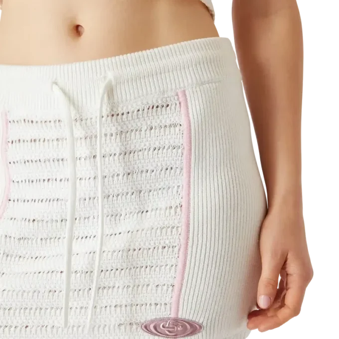 Bourgeoise Girl Rock Rock