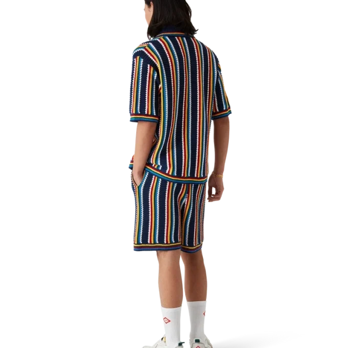 Gehäkeltes Streifenhemd