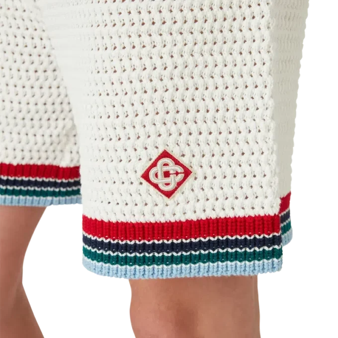 Gothic-Häkel-Shorts