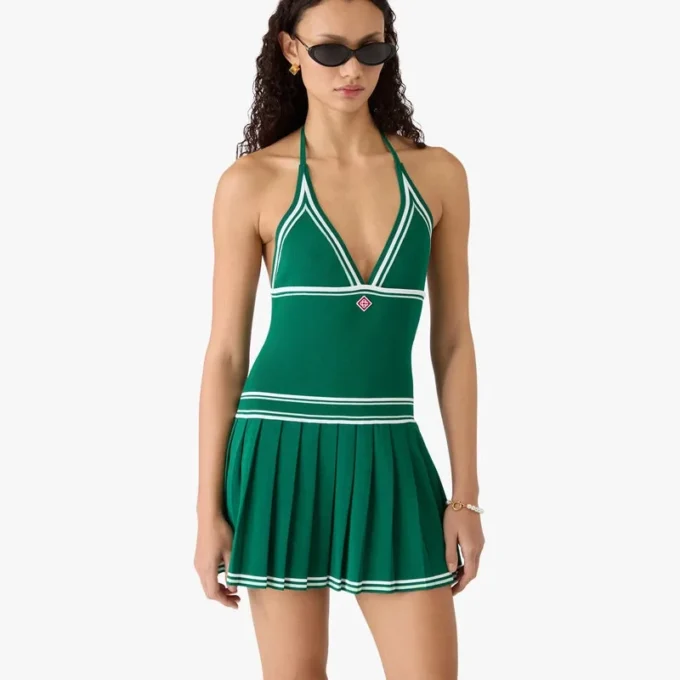 Grünes, plissiertes Neckholder-Minikleid