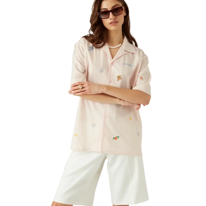 Hemd mit Stickmotiv Hemd mit Stickmotiv