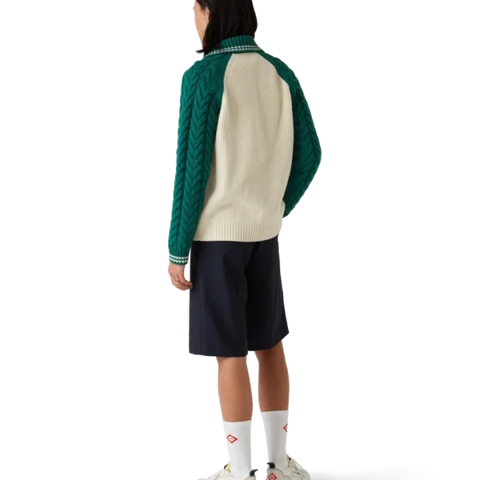 Kaschmir-Pullover mit Zopfmuster Kaschmir-Pullover mit Zopfmuster