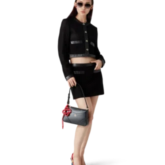 Kurz geschnittene, maßgeschneiderte Jacke mit offenem Gewebe