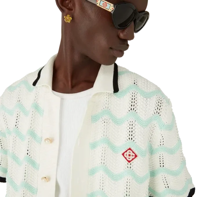 Kurzarm-Shirt aus Baumwollhäkelstoff mit Farbverlauf Kurzarm-Shirt aus Baumwollhäkelstoff mit Farbverlauf