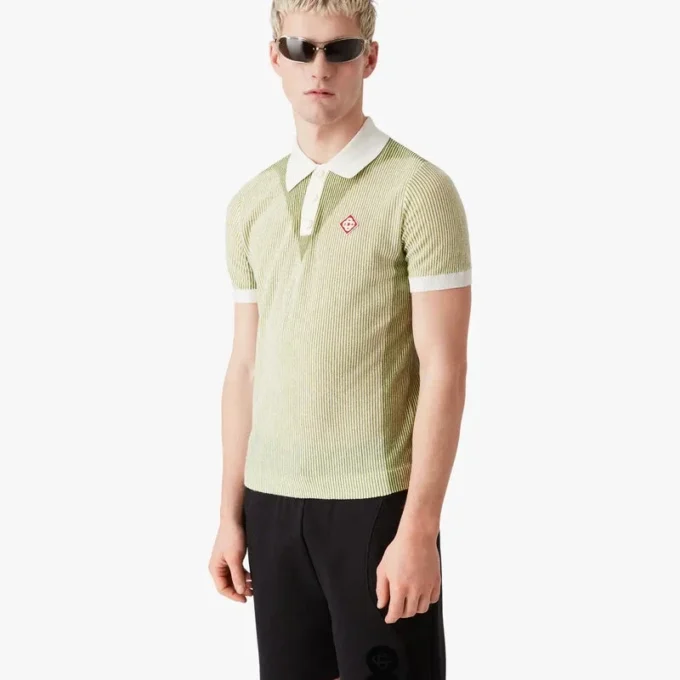 Kurzärmeliges Poloshirt mit vertikalen Streifen