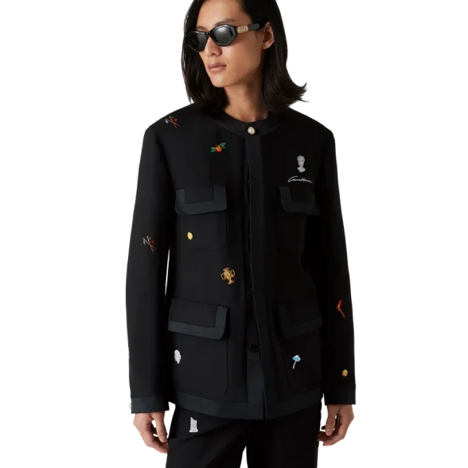 Maßgeschneiderte Jacke aus Wolle mit gesticktem Motiv