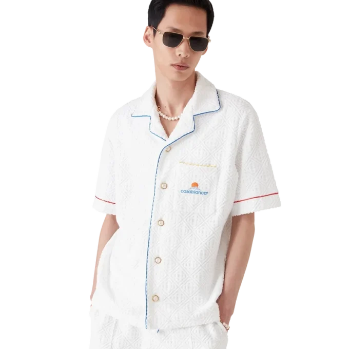 Monogram-Jacquard-Frottee-Hemd mit kurzen Ärmeln Monogram-Jacquard-Frottee-Hemd mit kurzen Ärmeln