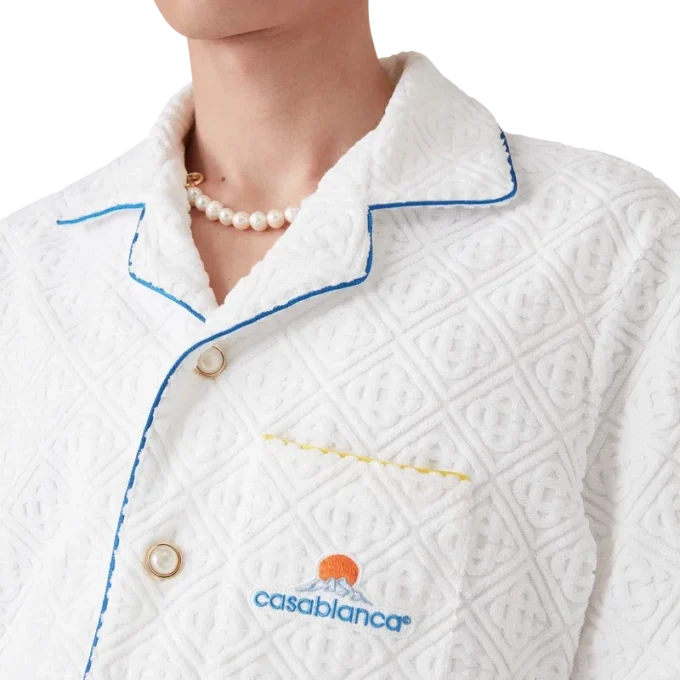 Monogram-Jacquard-Frottee-Hemd mit kurzen Ärmeln Monogram-Jacquard-Frottee-Hemd mit kurzen Ärmeln