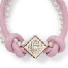 Rosa Perlenarmband mit Knoten