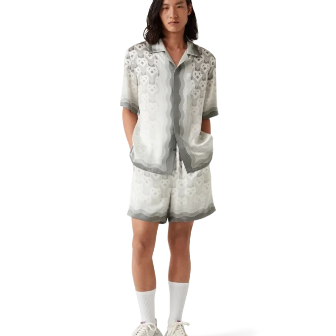 Seidenhemd mit Herz-Monogramm in Farbverlauf