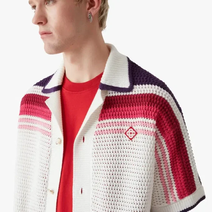 Weiß gestreiftes Kurzarm-Poloshirt mit Shorts