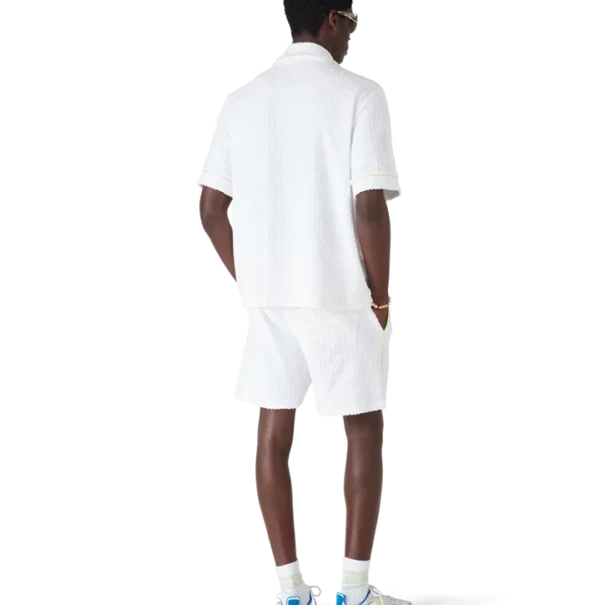 Weißes klassisches Frottee-Shirt mit kurzen Ärmeln